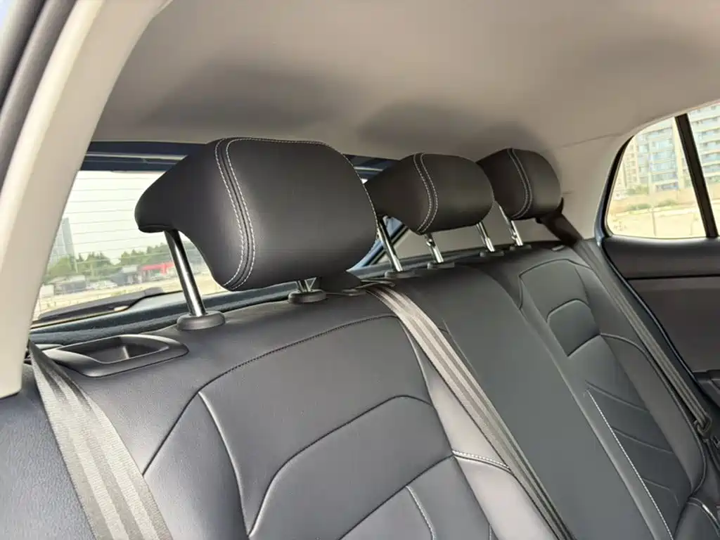 Volkswagen Tharu 2025 300TSI