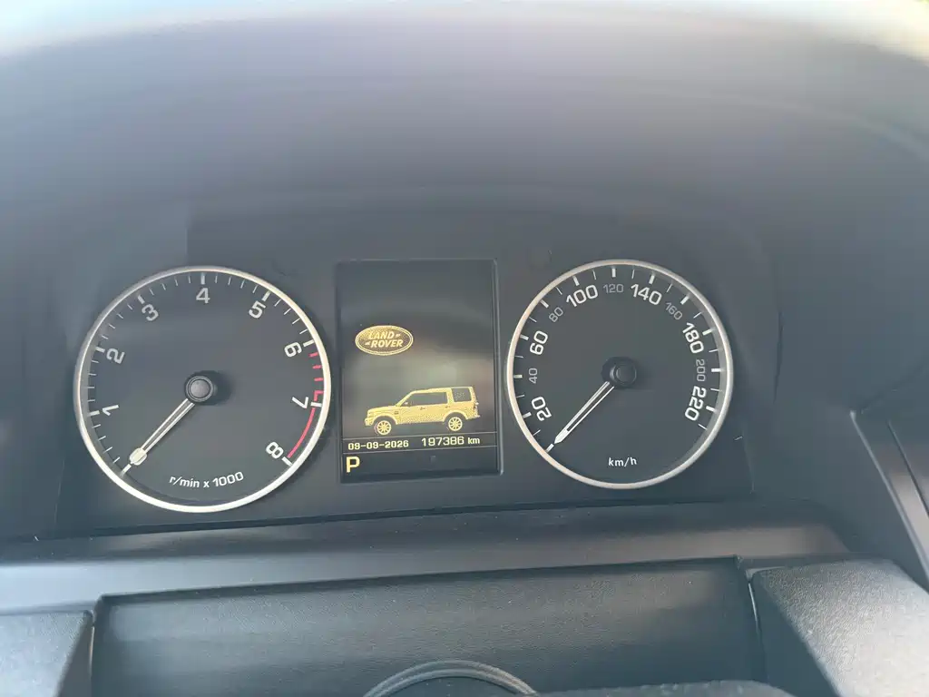 Land Rover Discovery — миниатюра 7