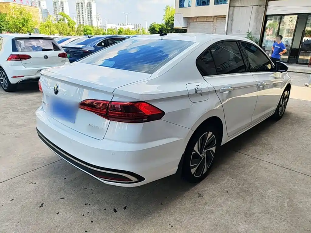 Volkswagen Bora — миниатюра 7