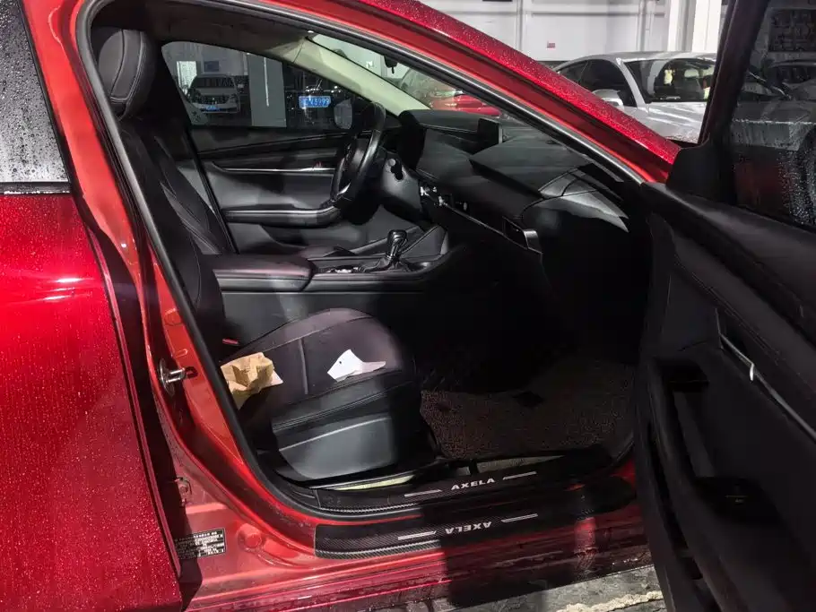Mazda 3 Axela — миниатюра 8