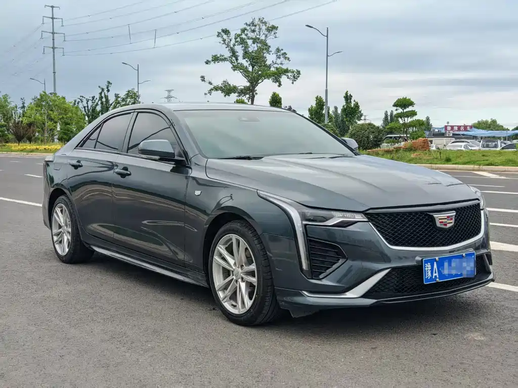 Купить Cadillac CT4