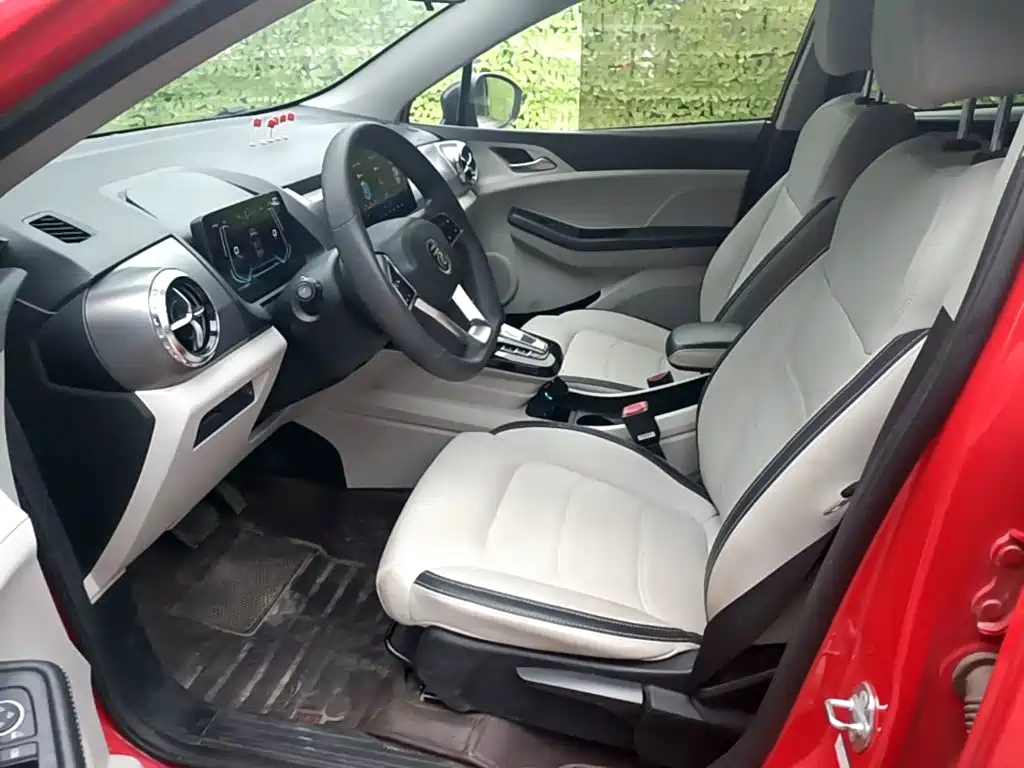 BYD Yuan Pro — миниатюра 15