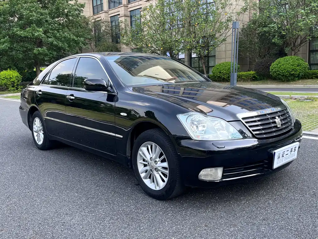 Toyota Crown 2005 3.0L Royal Saloon