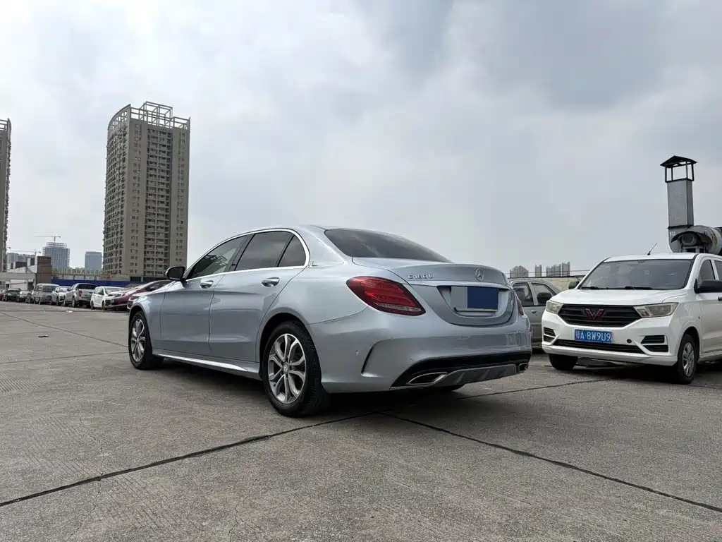 Mercedes-Benz C-Class — миниатюра 20