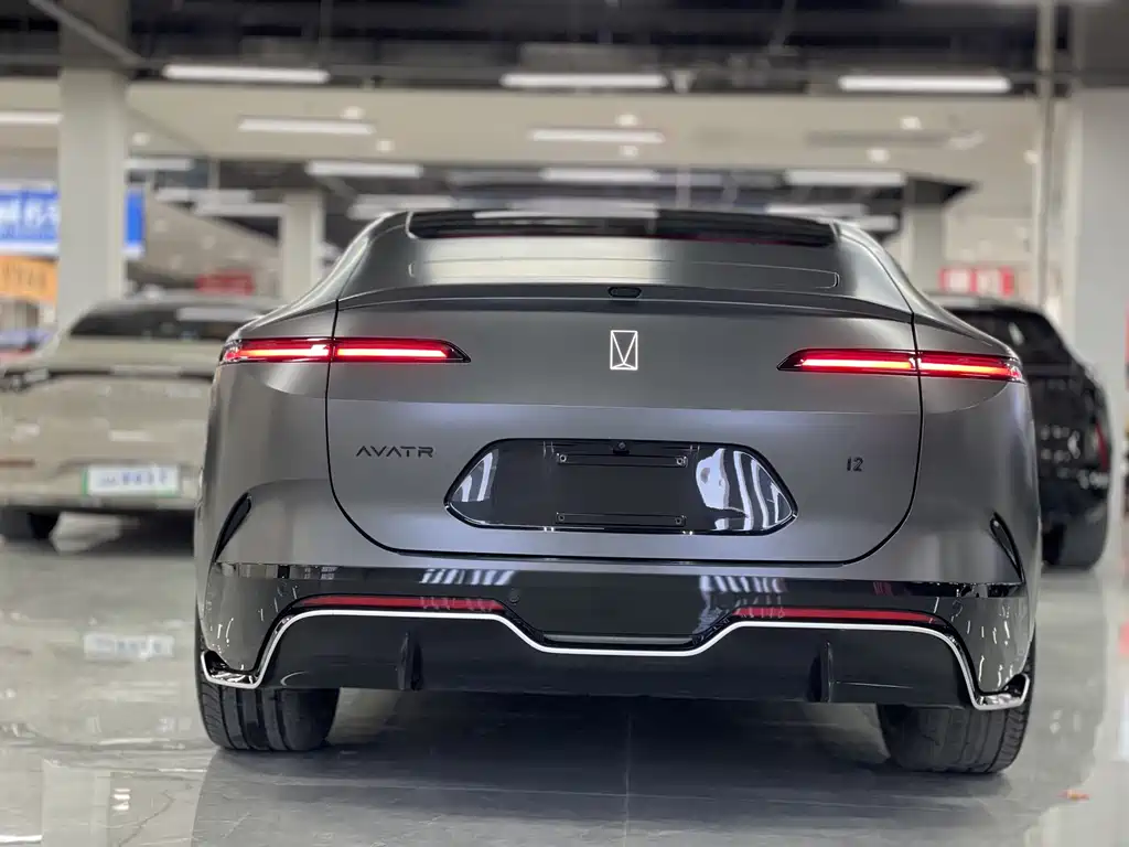 AVATR AVITA 12
