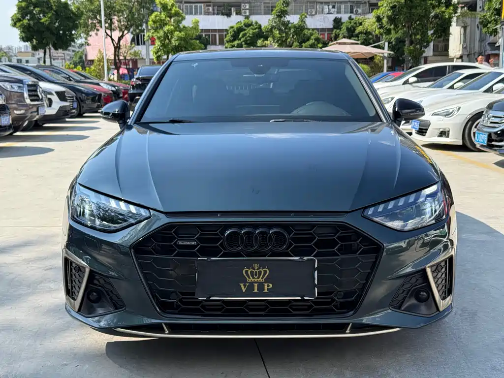 Audi A4L — миниатюра 2