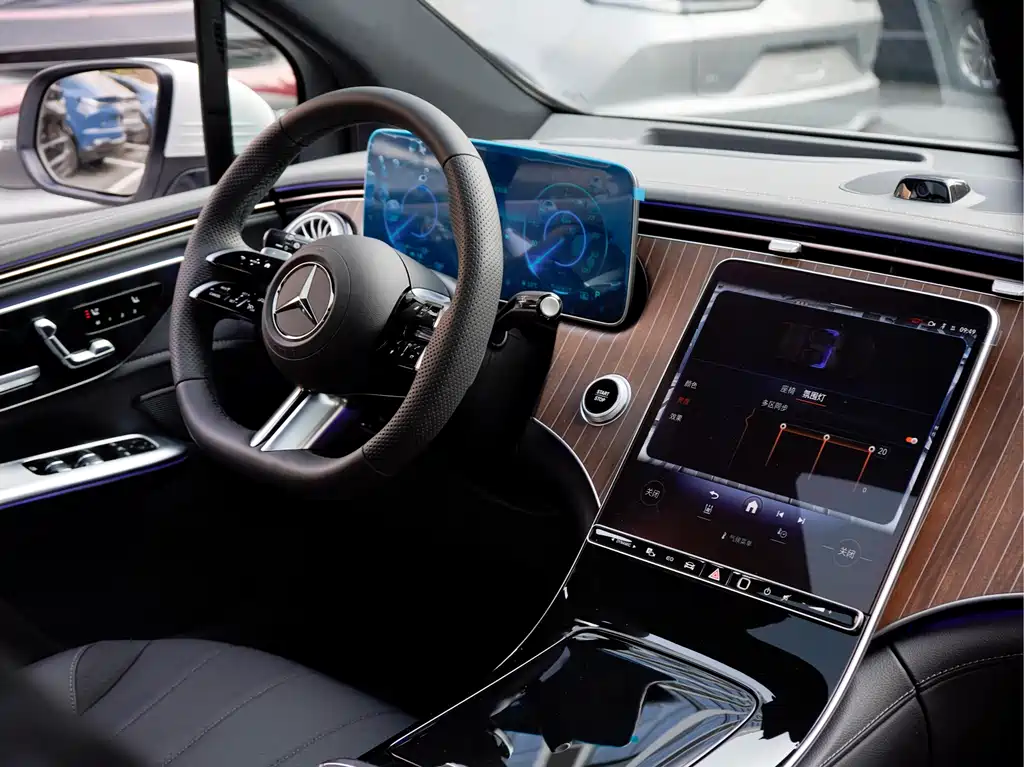 MERCEDES-BENZ EQE SUV