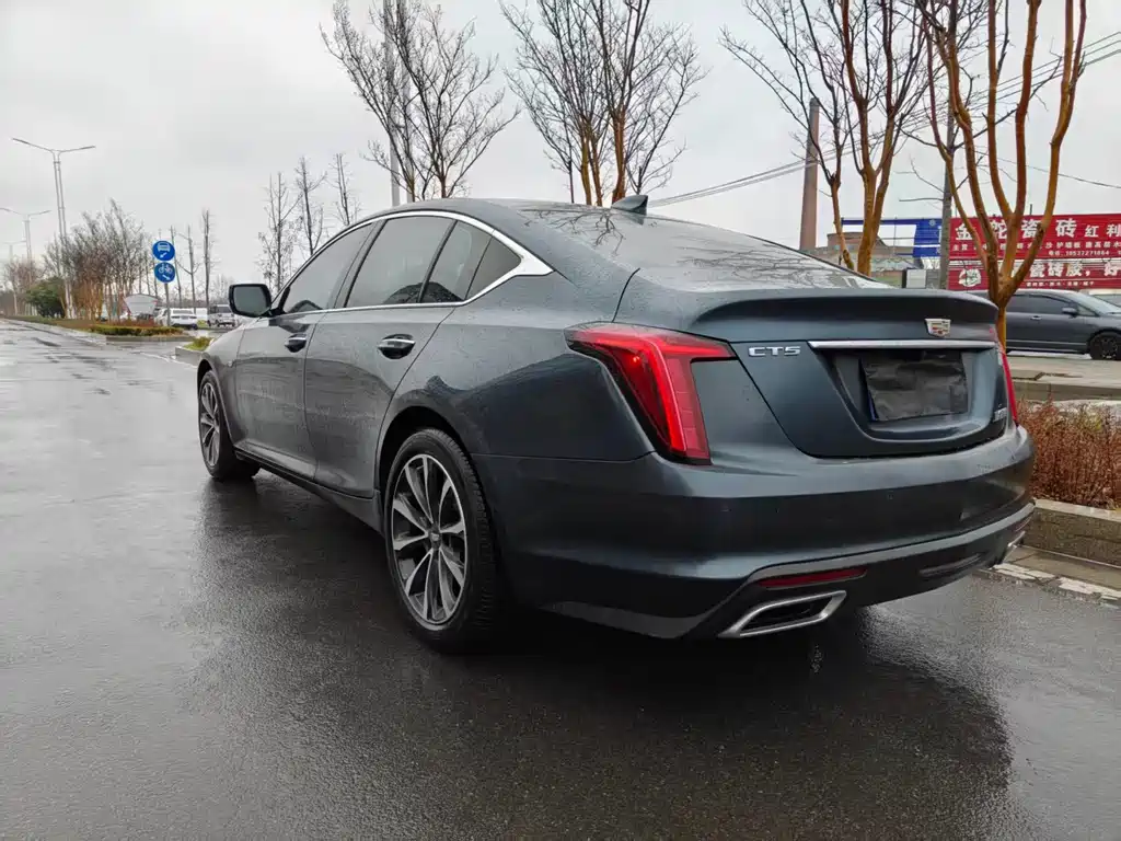 CADILLAC CT5
