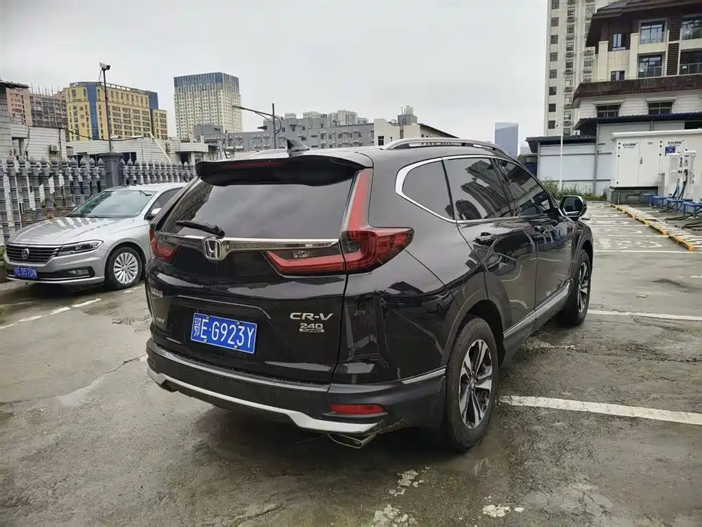 HONDA CR V