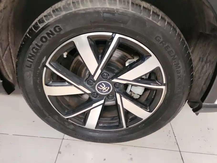 BYD Song Pro DM-i 2023 — фото 6