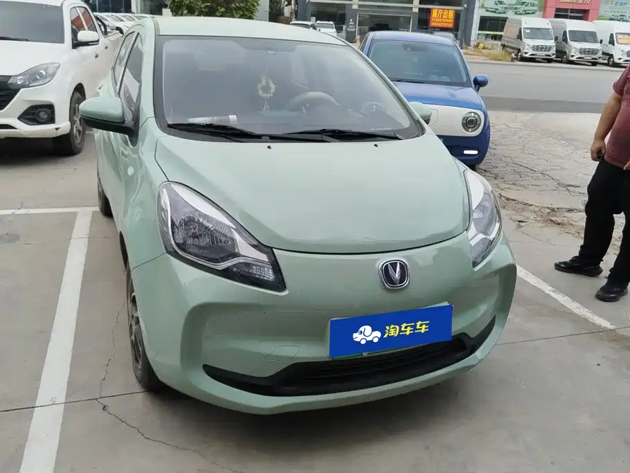 Changan Benben E-Star — миниатюра 2