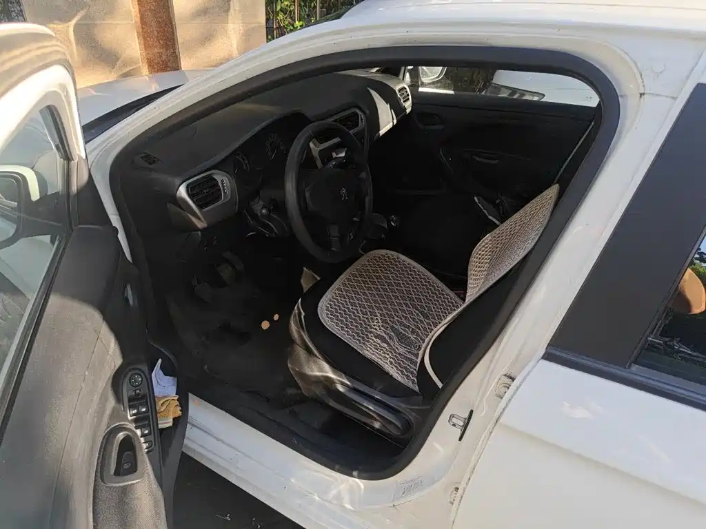 Peugeot 301 — миниатюра 12