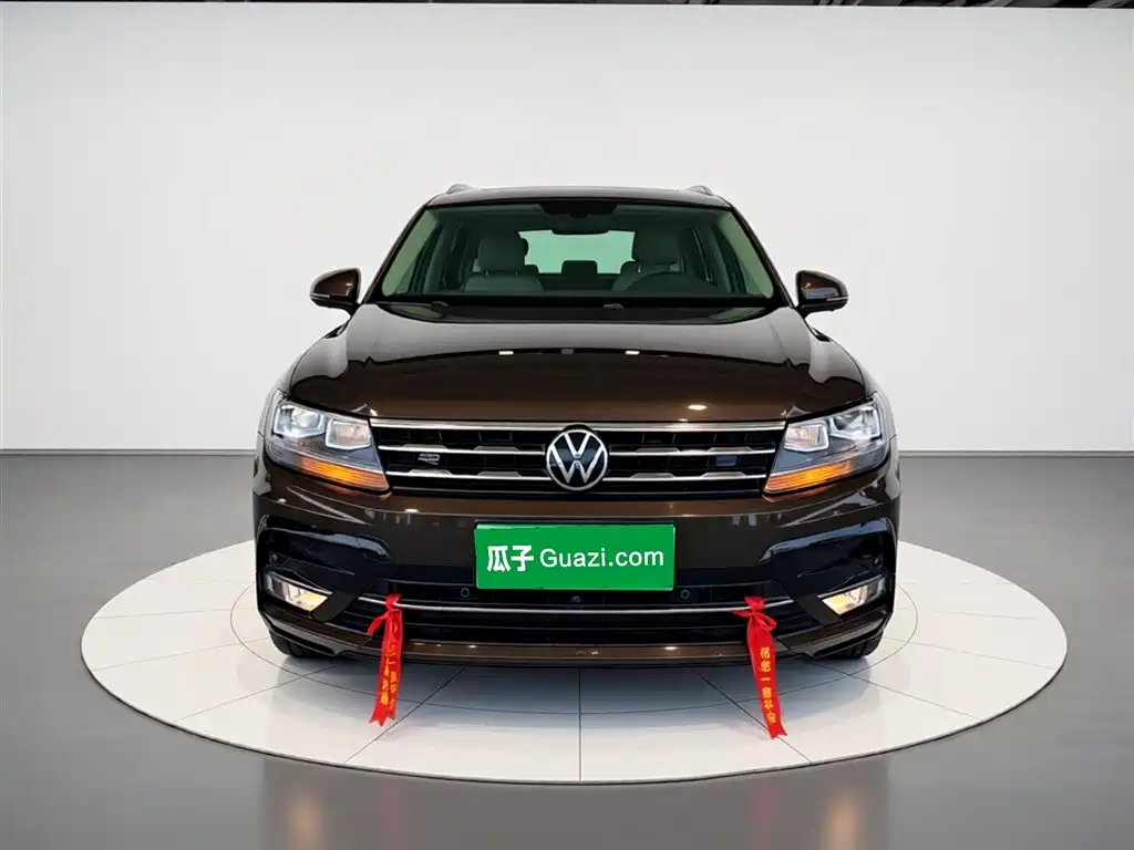 Volkswagen Tiguan L L 2021 330TSI AT R-Line