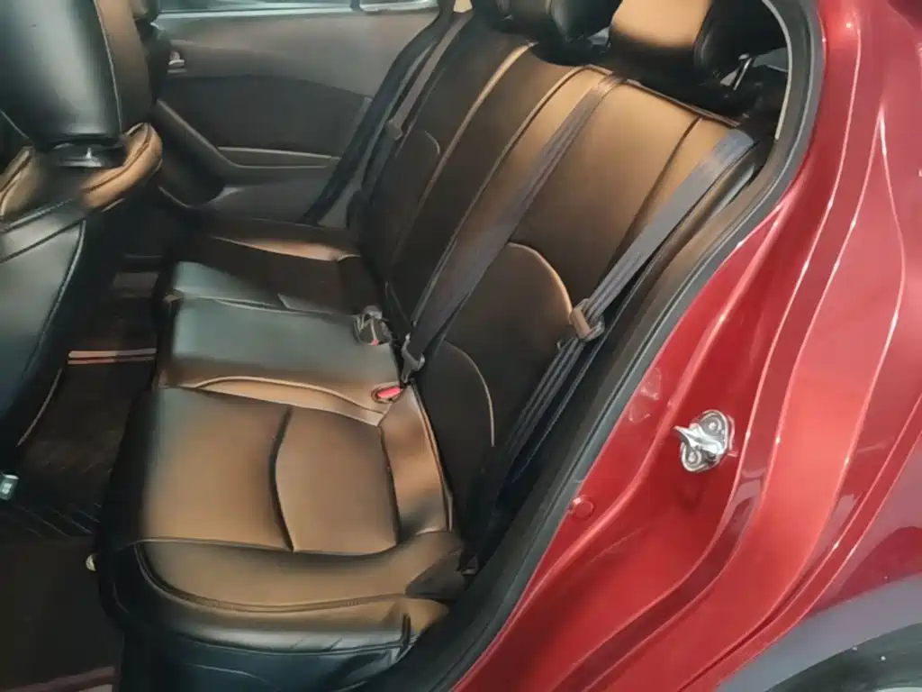 Mazda 3 Axela — миниатюра 17