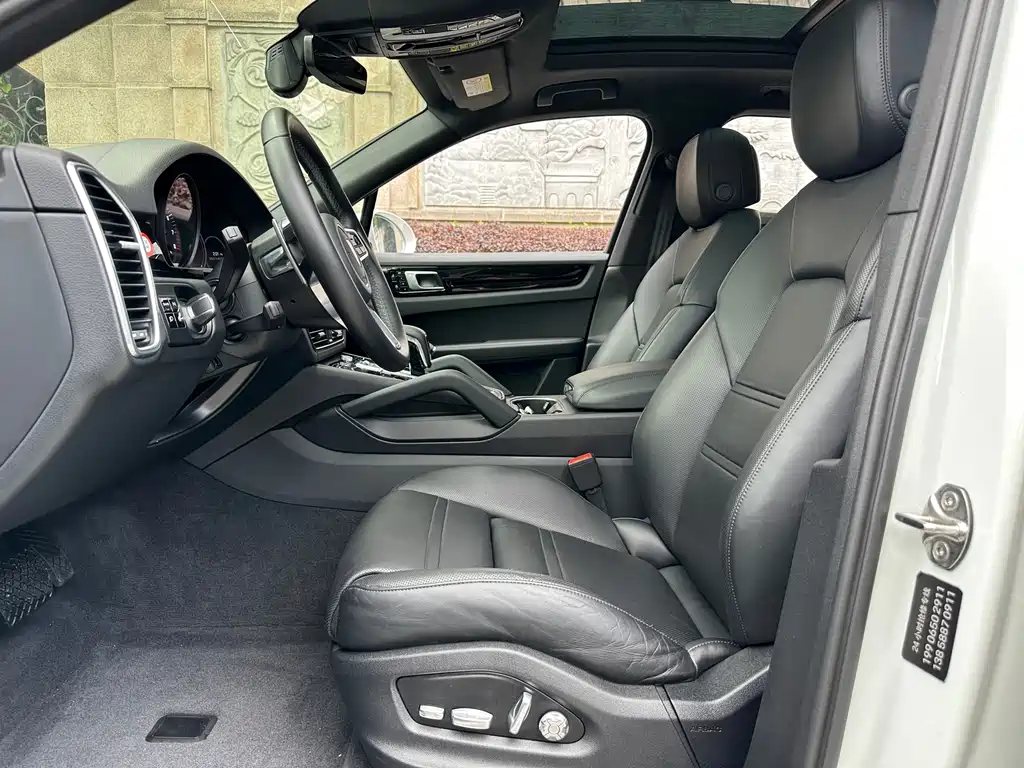 Porsche Cayenne 2019 Cayenne 3.0T
