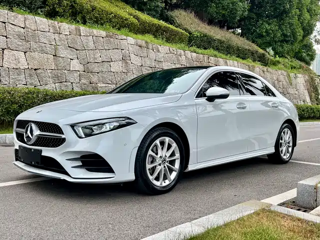 MERCEDES-BENZ A CLASS