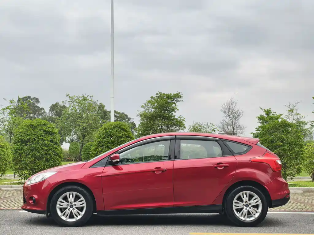 Ford Focus 2012 1.6L AT Comfort