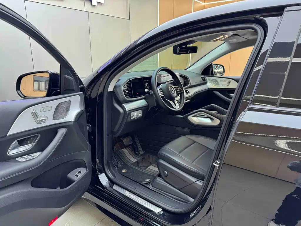 MERCEDES-BENZ GLE COUPE