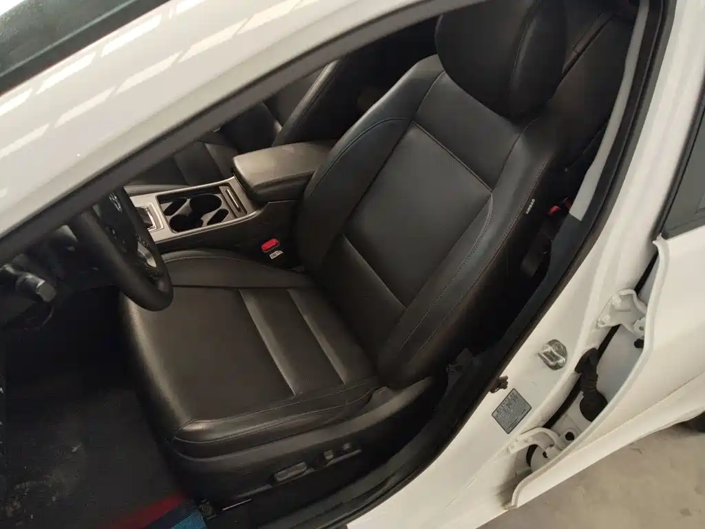 Hyundai Mistra — миниатюра 15