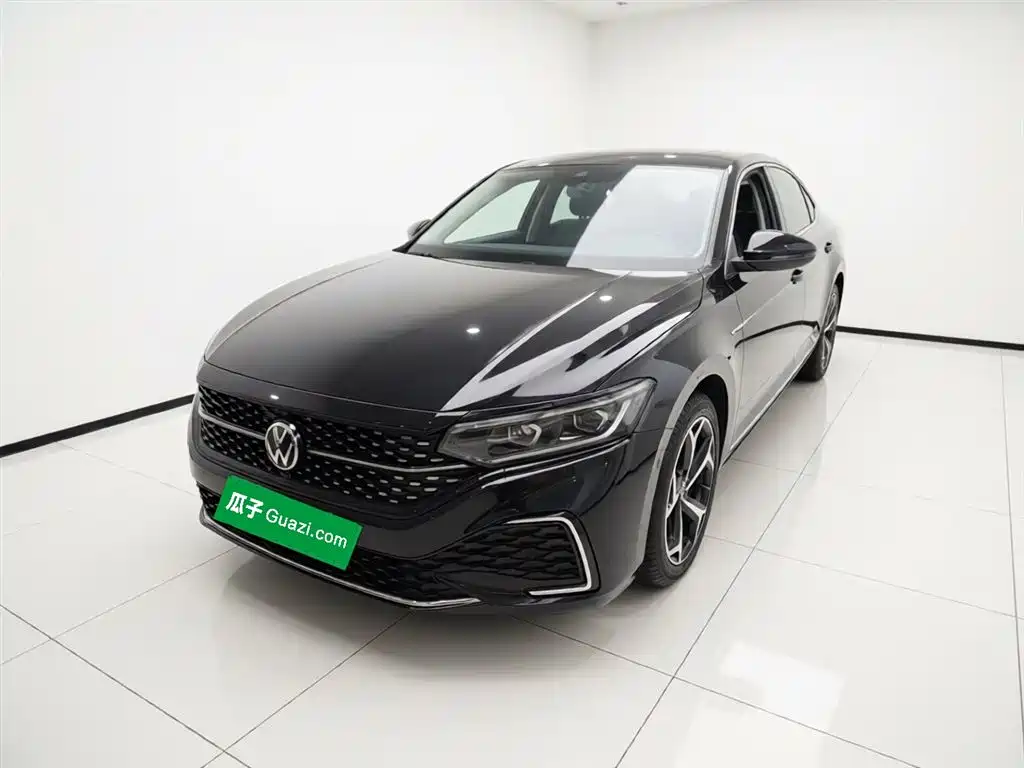 Volkswagen Passat 2023