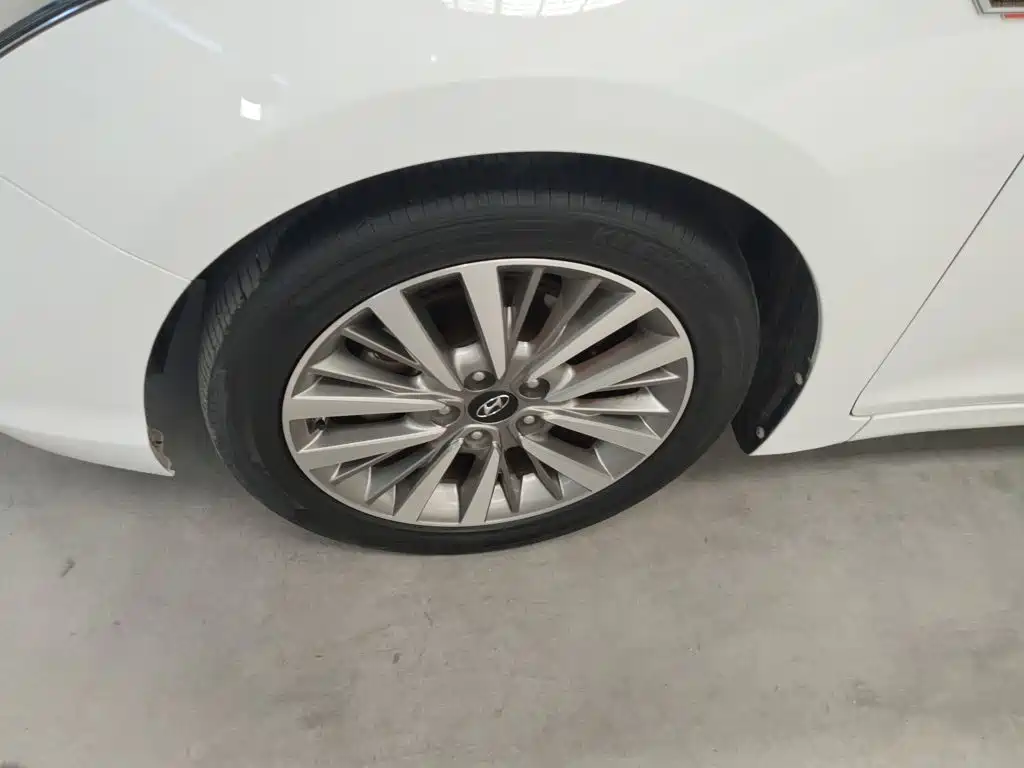 Hyundai Mistra — миниатюра 23