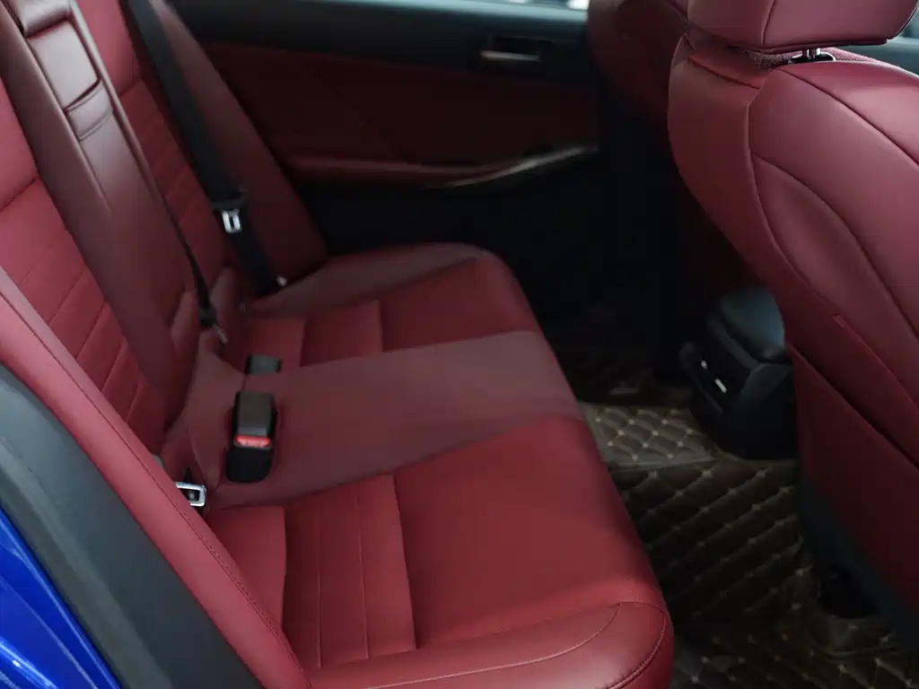 Lexus IS 2017 300 F SPORT