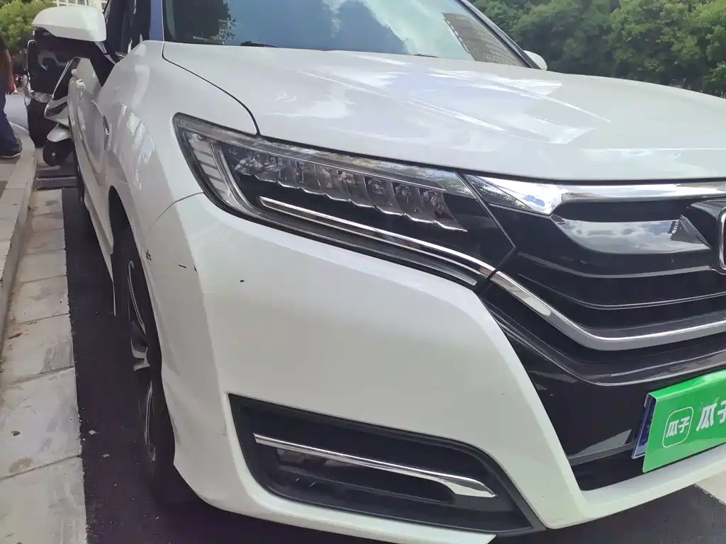 Honda UR-V — миниатюра 7