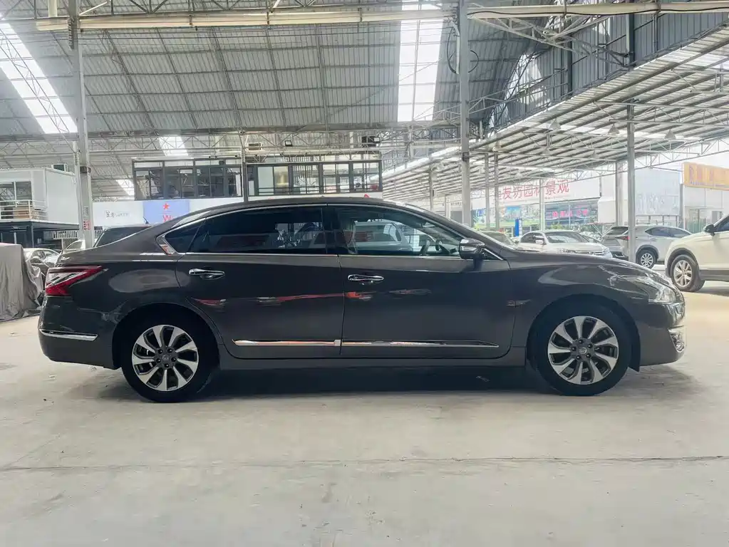 Nissan Teana — миниатюра 7