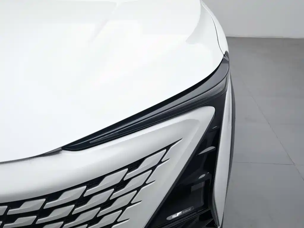 Changan UNI-T — миниатюра 7