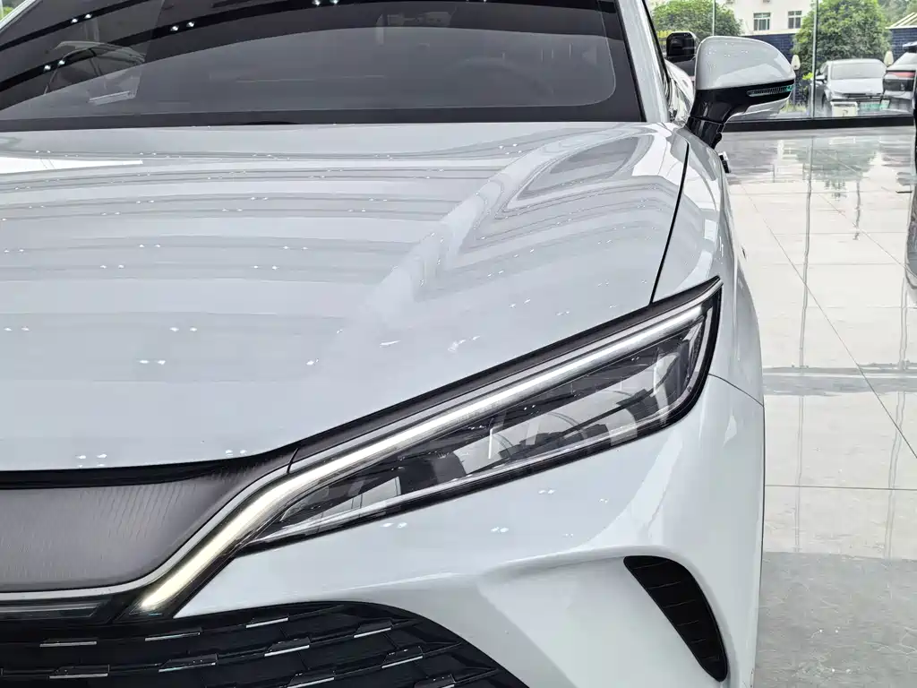 BYD L DM-i — миниатюра 9