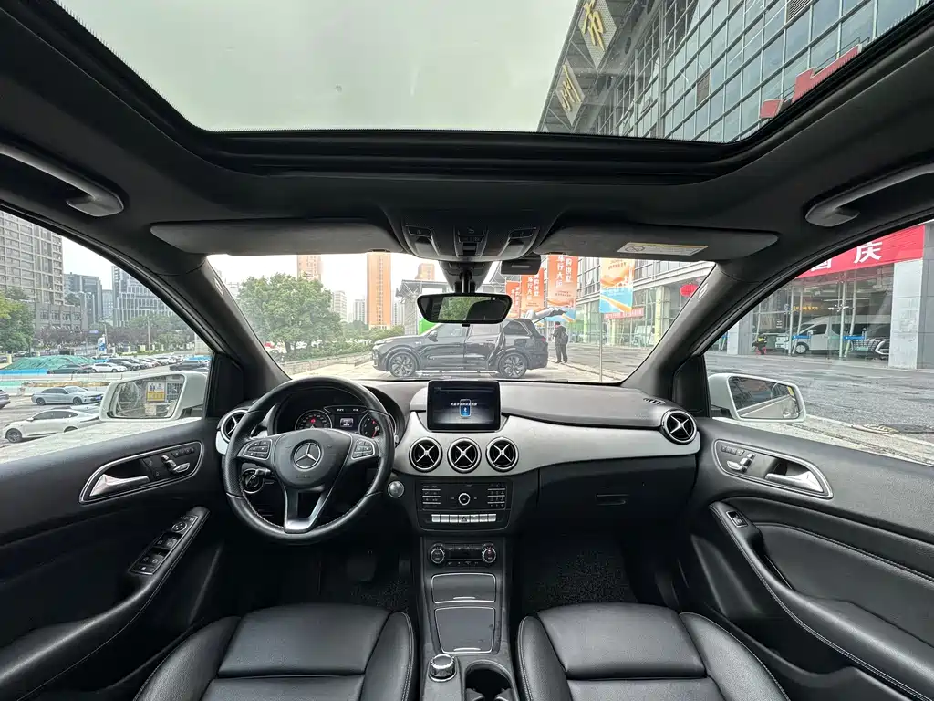 Mercedes-Benz B-Class — миниатюра 20