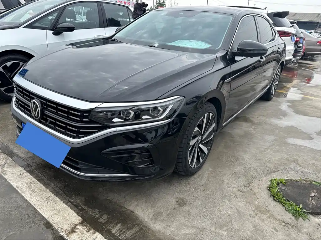 Volkswagen Passat 2022