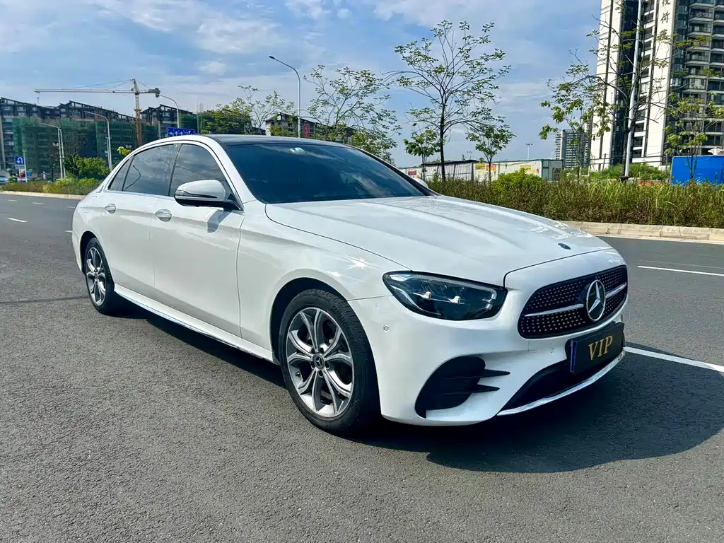MERCEDES-BENZ  E CLASS