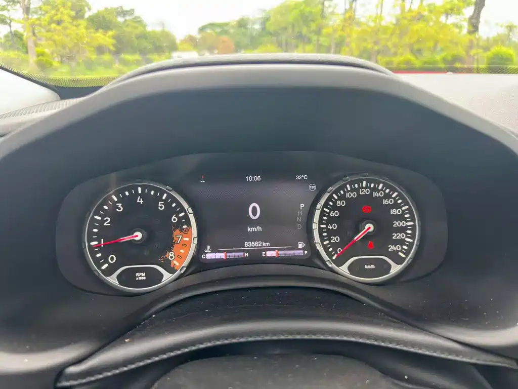 Jeep Renegade 2016 1.4T AT +
