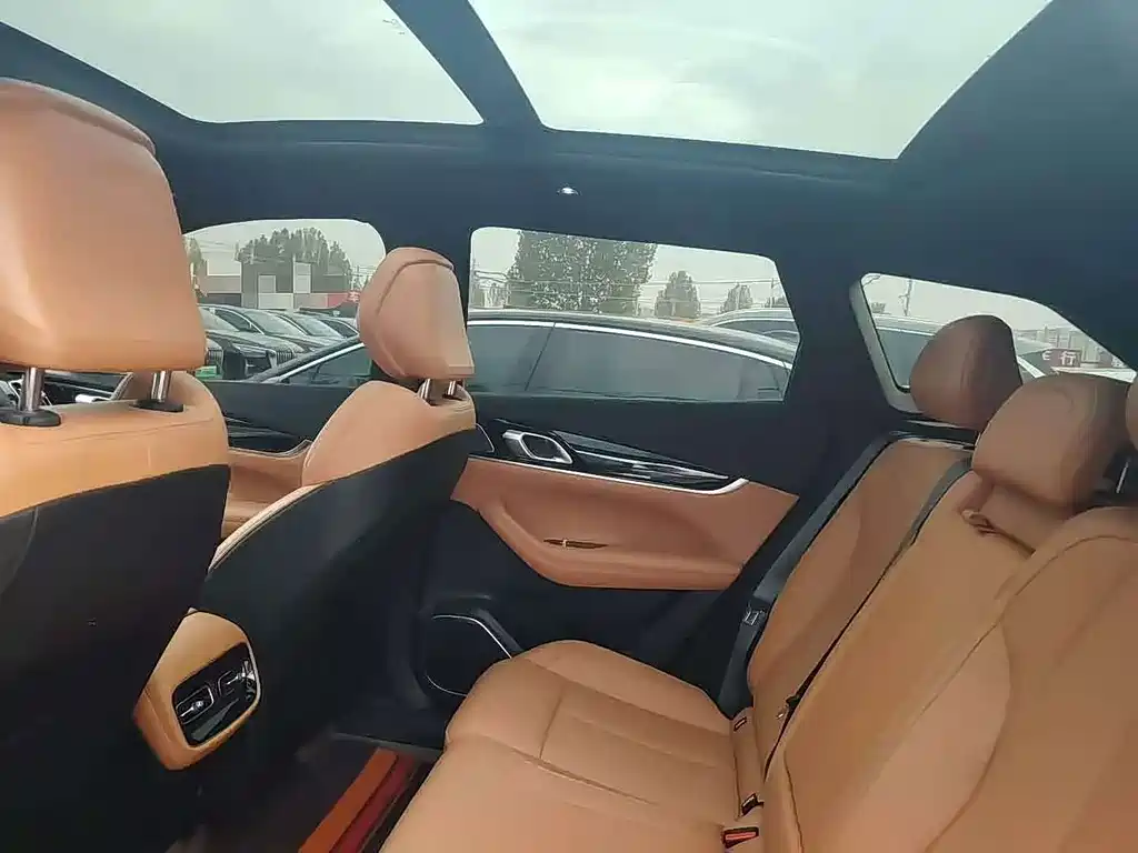 Geely Boyue L — миниатюра 7