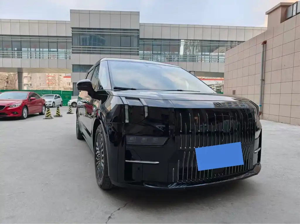 ZEEKR EXTREME KRYPTON 009