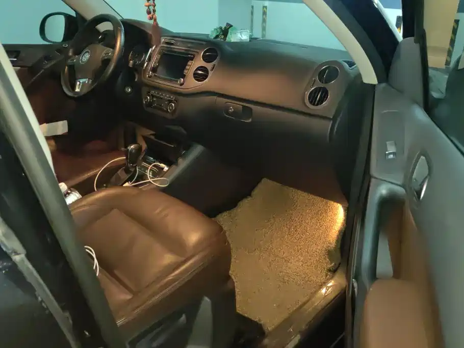 Volkswagen Tiguan — миниатюра 8
