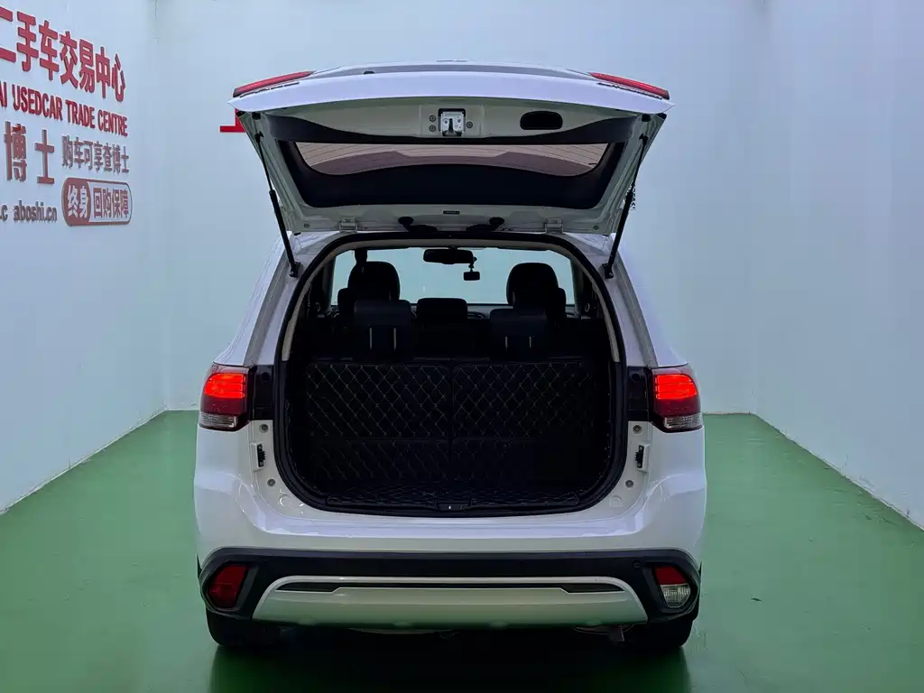 Mitsubishi Outlander — миниатюра 30
