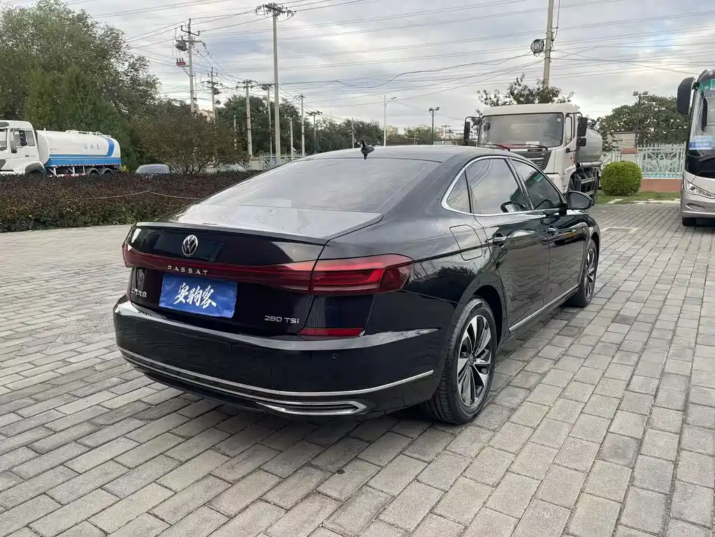Volkswagen Passat — миниатюра 8