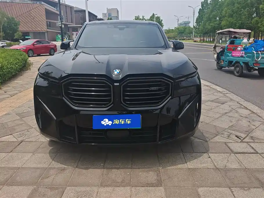 BMW XM 2023 50e