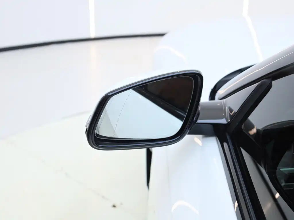 BMW Z4 — миниатюра 9