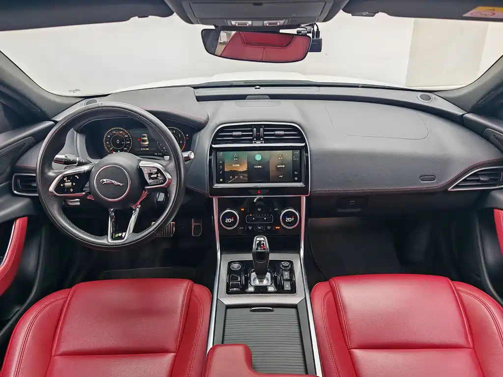 Jaguar XEL — миниатюра 15