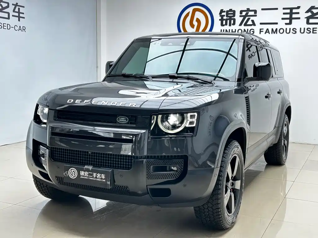 Land Rover Defender 2024