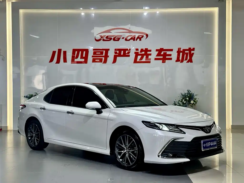 Toyota Camry — миниатюра 2