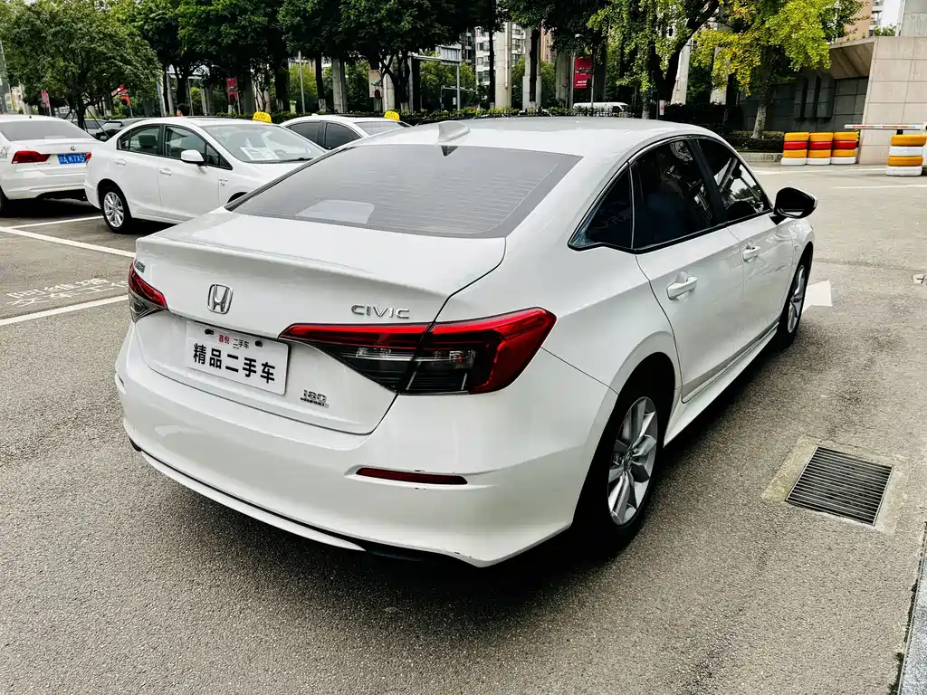 Honda Civic — миниатюра 6