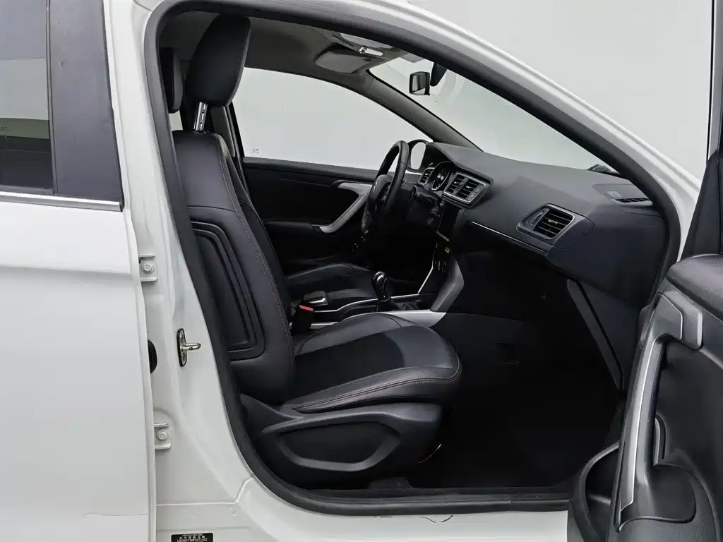 Citroen C3-XR — миниатюра 23