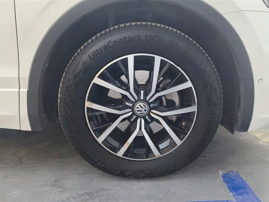 VOLKSWAGEN TIGUAN L NEW ENERGY