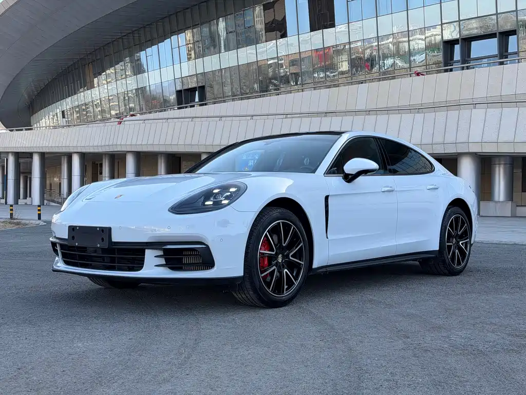 Porsche Panamera 2019
