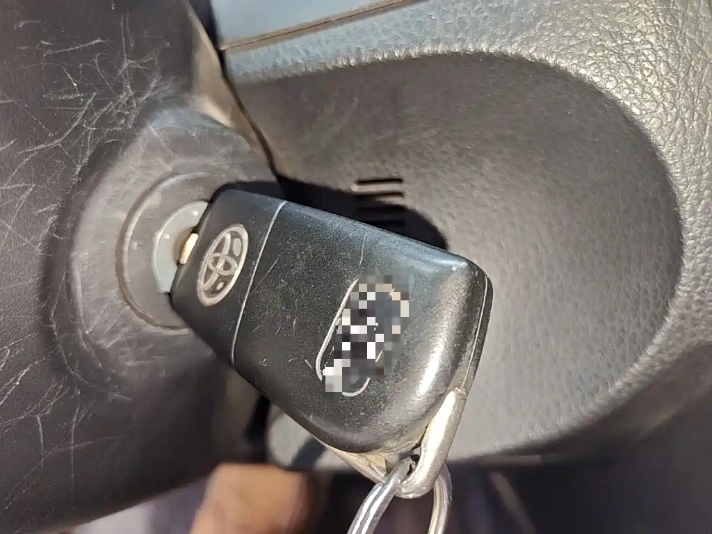 Toyota Corolla — миниатюра 12