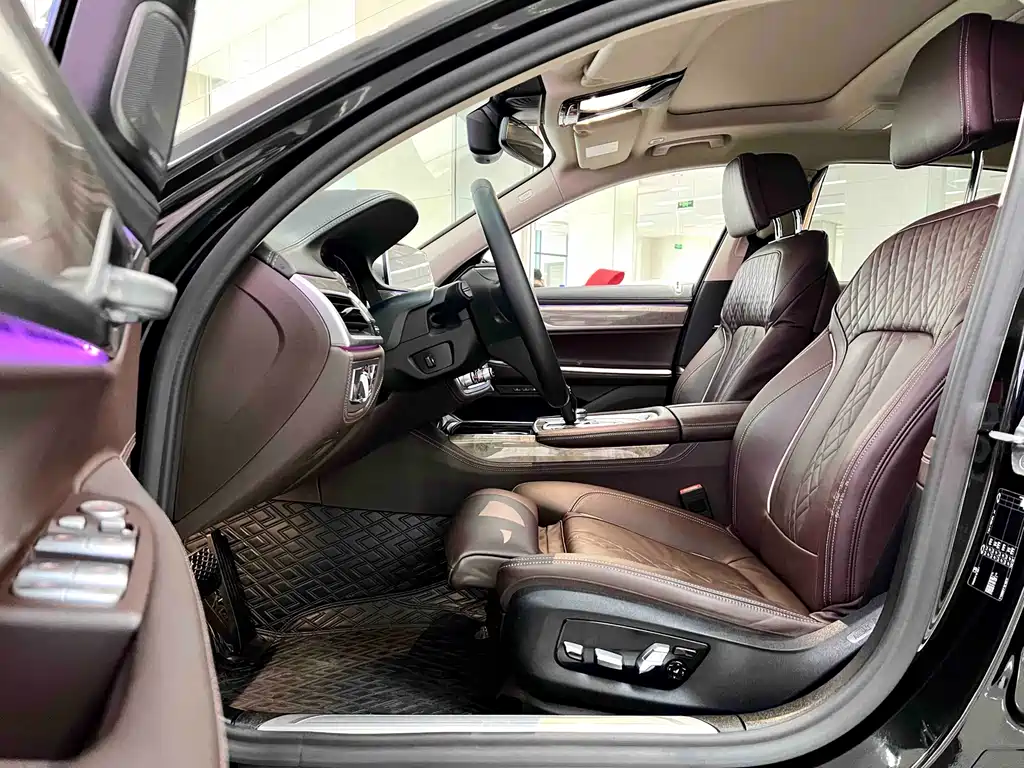 BMW 7 Series 7 2019 740Li Lead Luxury